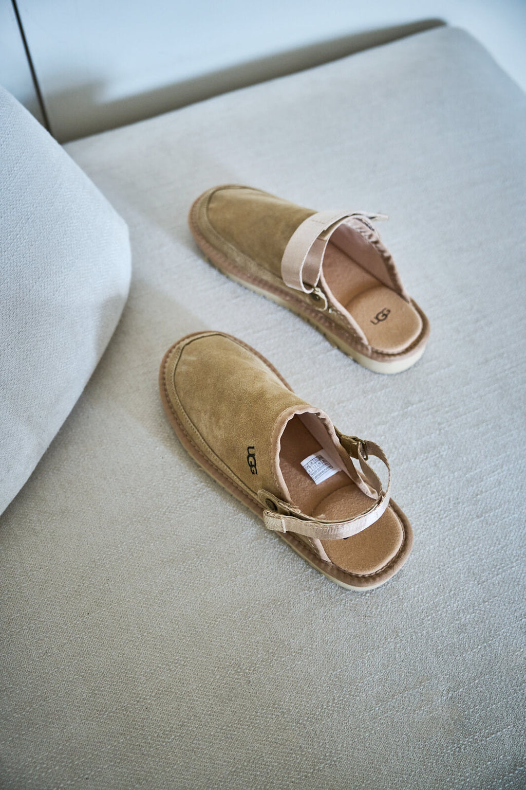 UGG Lyla Suede Slingback Scuff Slipper - Sand