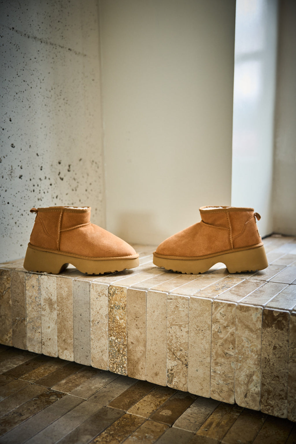 UGG Ultimate Platform Ankle Boots - Chestnut