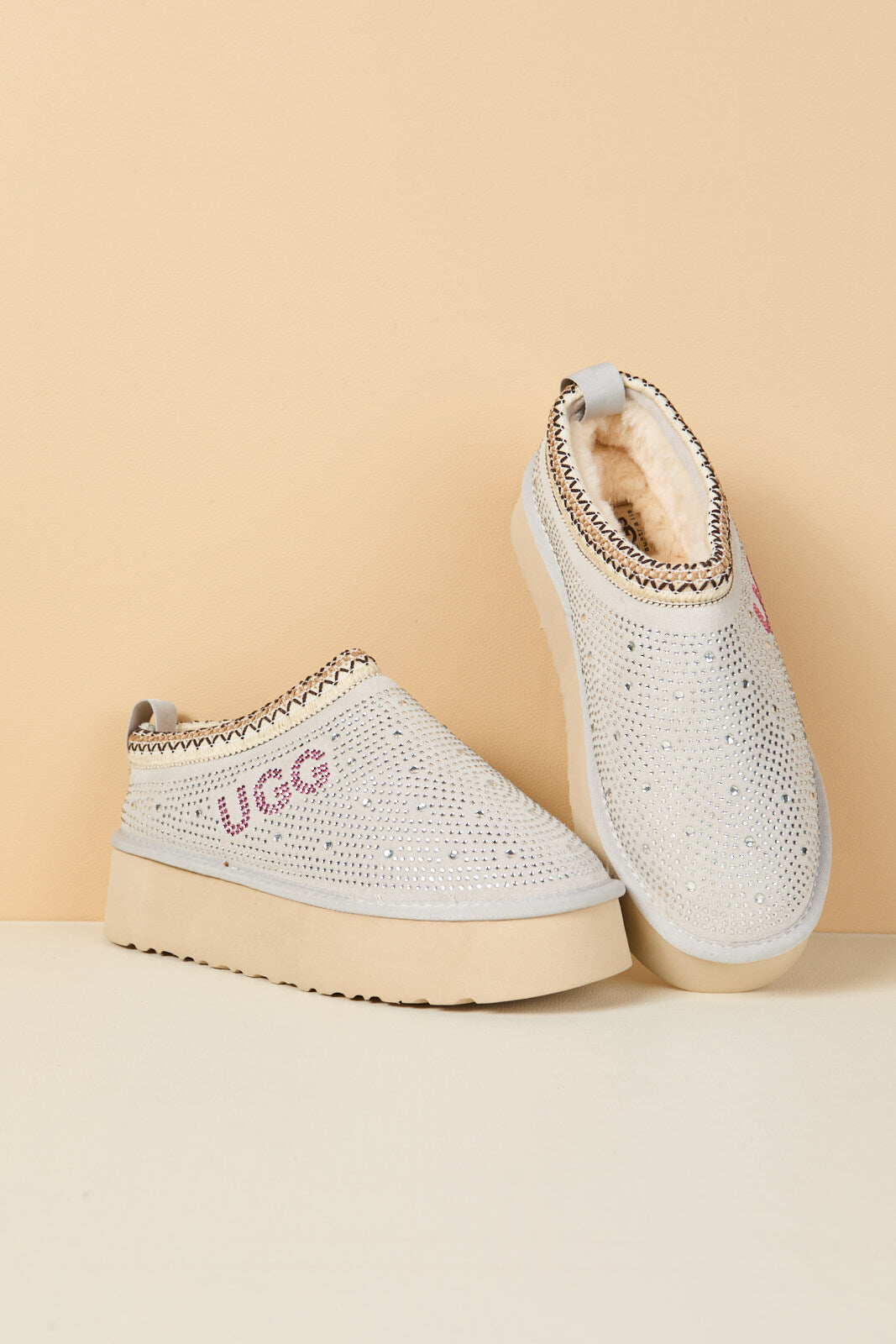 UGG Tassie Swifty Diamond Platform Boot - Gray
