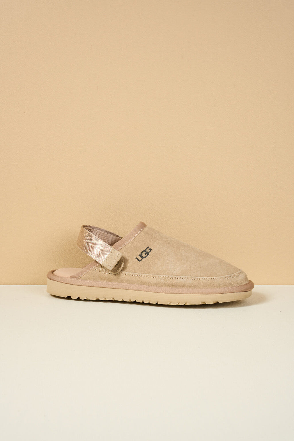 UGG Lyla Suede Slingback Scuff Slipper - Sand