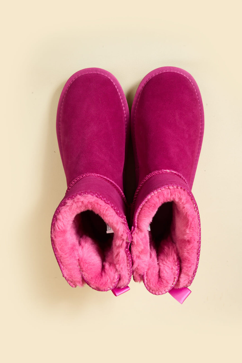 UGG Bailey Bow UGG Mini Boots - Fuchsia