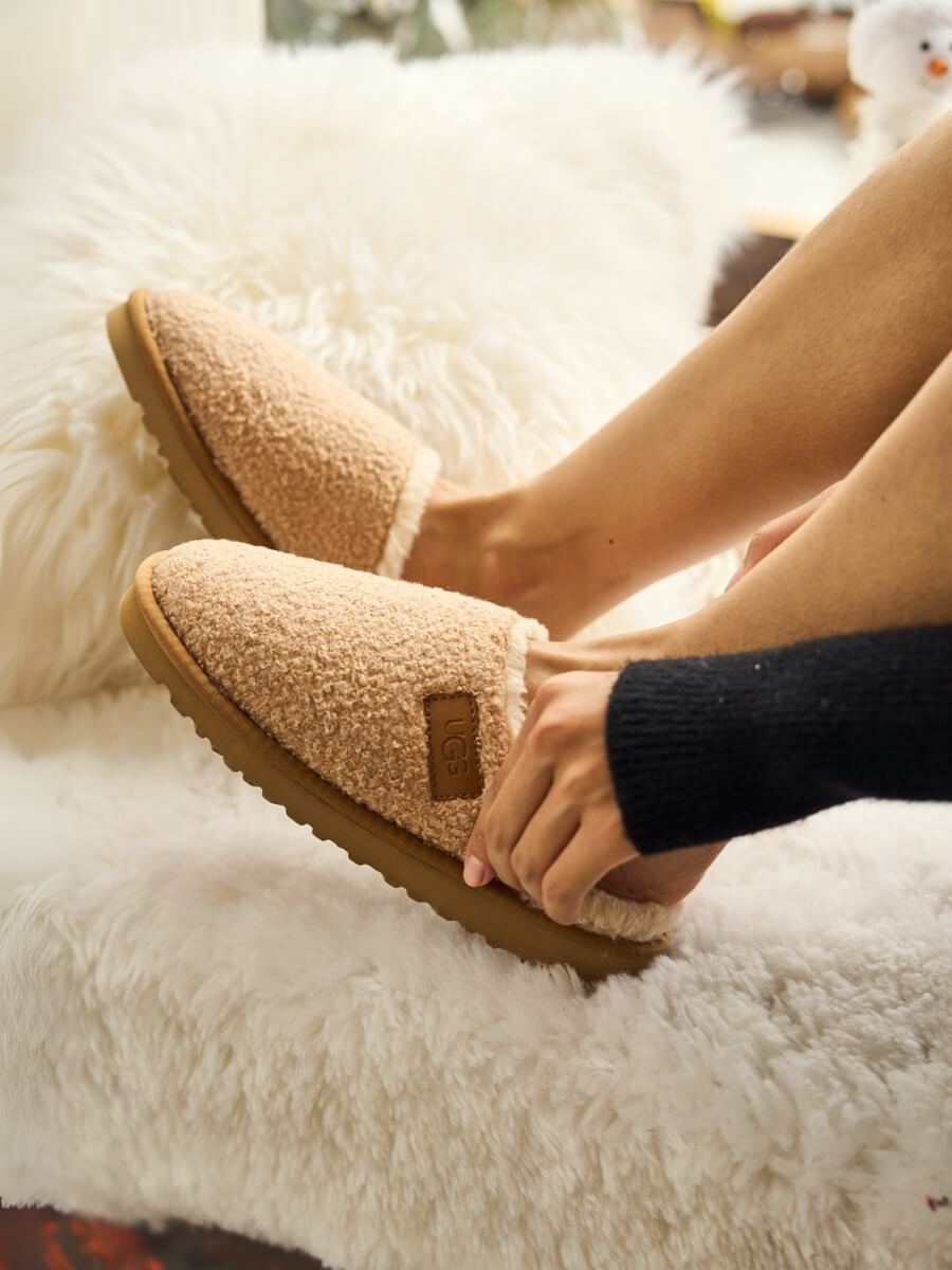 UGG Languorous Shepherd Blend Wool Slipper - Beige