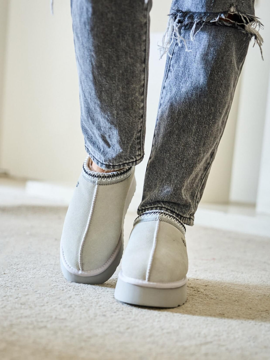 UGG Tassie X Tasman Platform Slipper Boot - Pale
