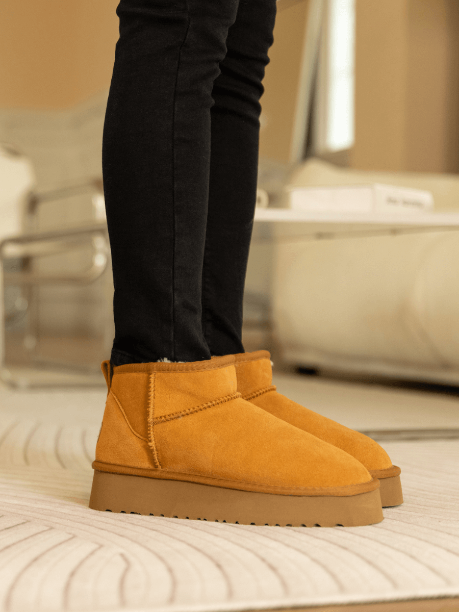 UGG Ultra Mini Platform Low Ankle Boot - Chestnut