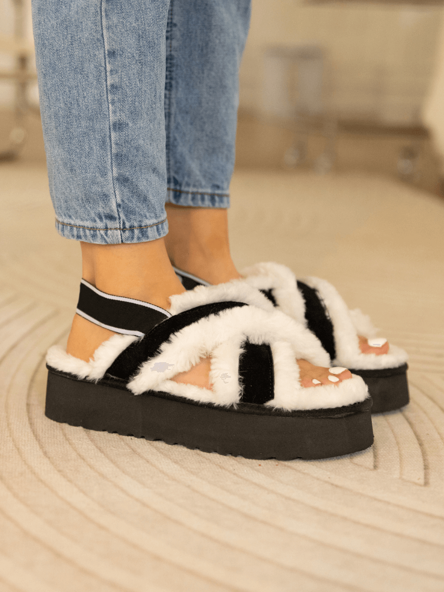 UGG Roar Wool-Lined Criss-Cross Strap Slipper - White
