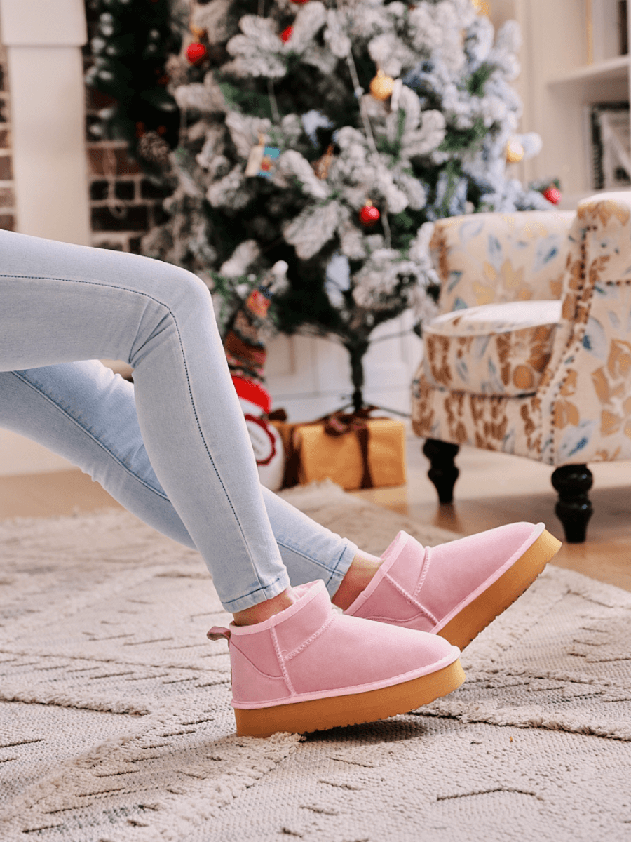 UGG Ultra Mini Platform Low Ankle Boot - Pink