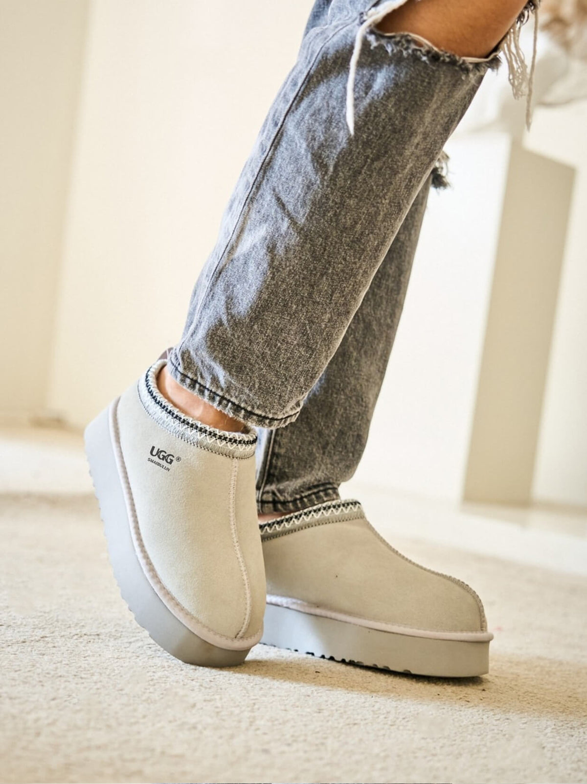 UGG Tassie X Tasman Platform Slipper Boot - Pale