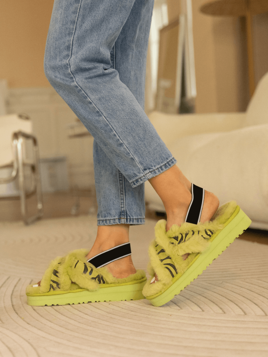 UGG Roar Wool-Lined Criss-Cross Strap Slipper - Green
