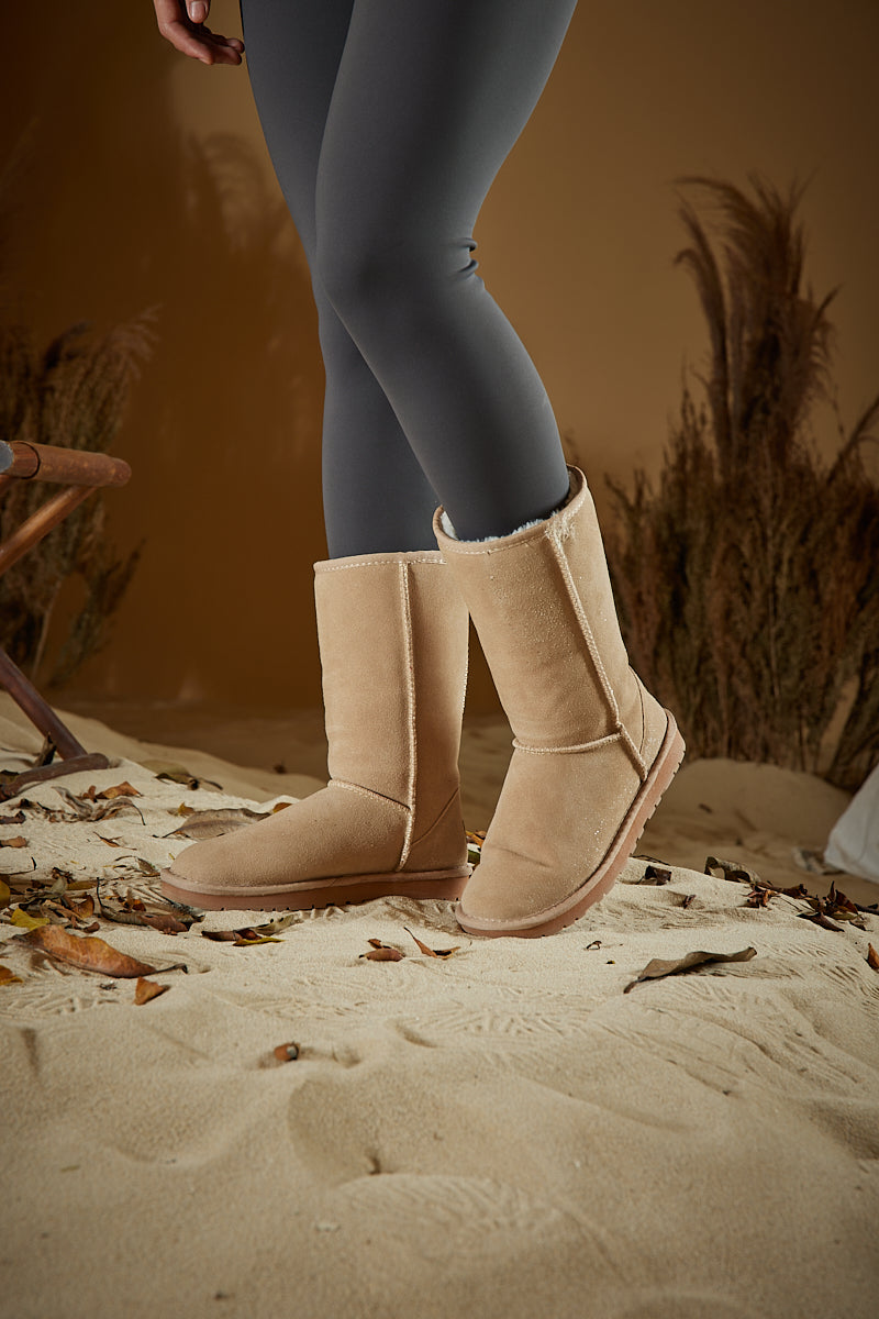 UGG Classic Suede Mid-Length boots - Sand