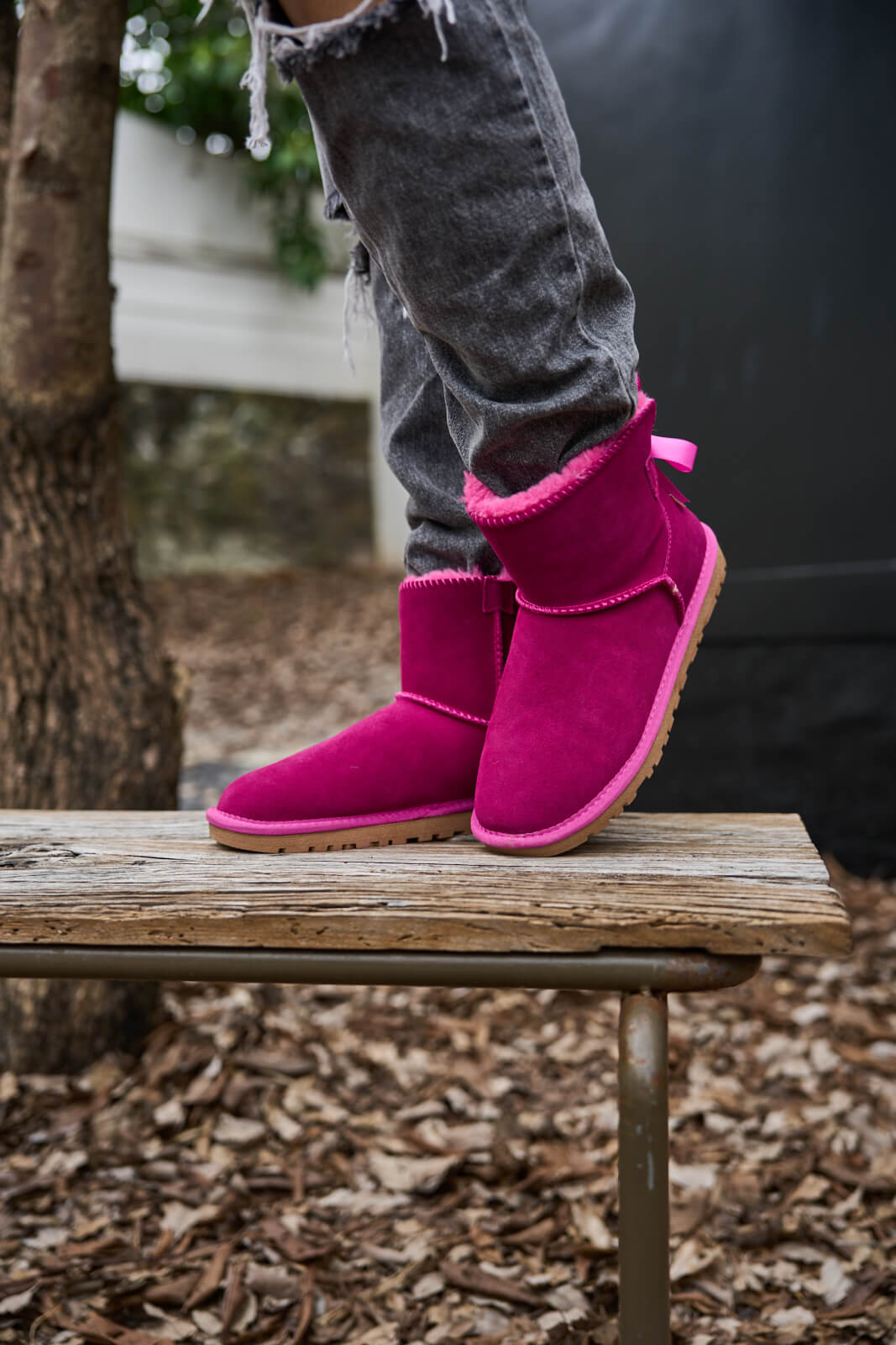 UGG Bailey Bow UGG Mini Boots - Fuchsia