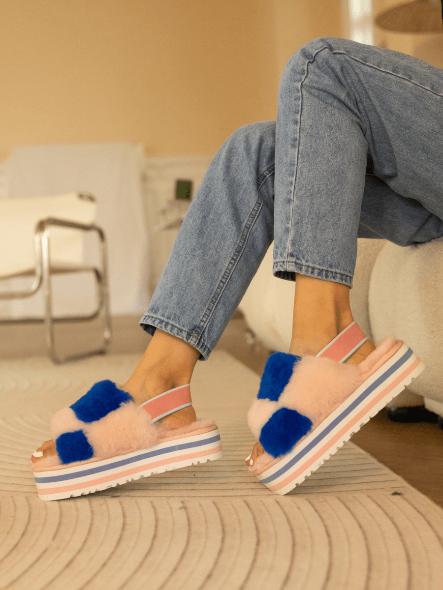 UGG Harmony Contrast Woolen Platform Slipper - Pink