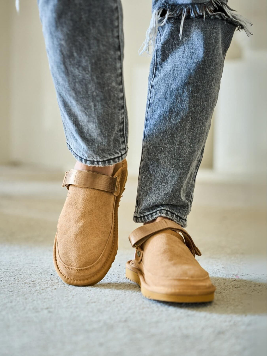 UGG Lyla Suede Slingback Scuff Slipper - Chestnut