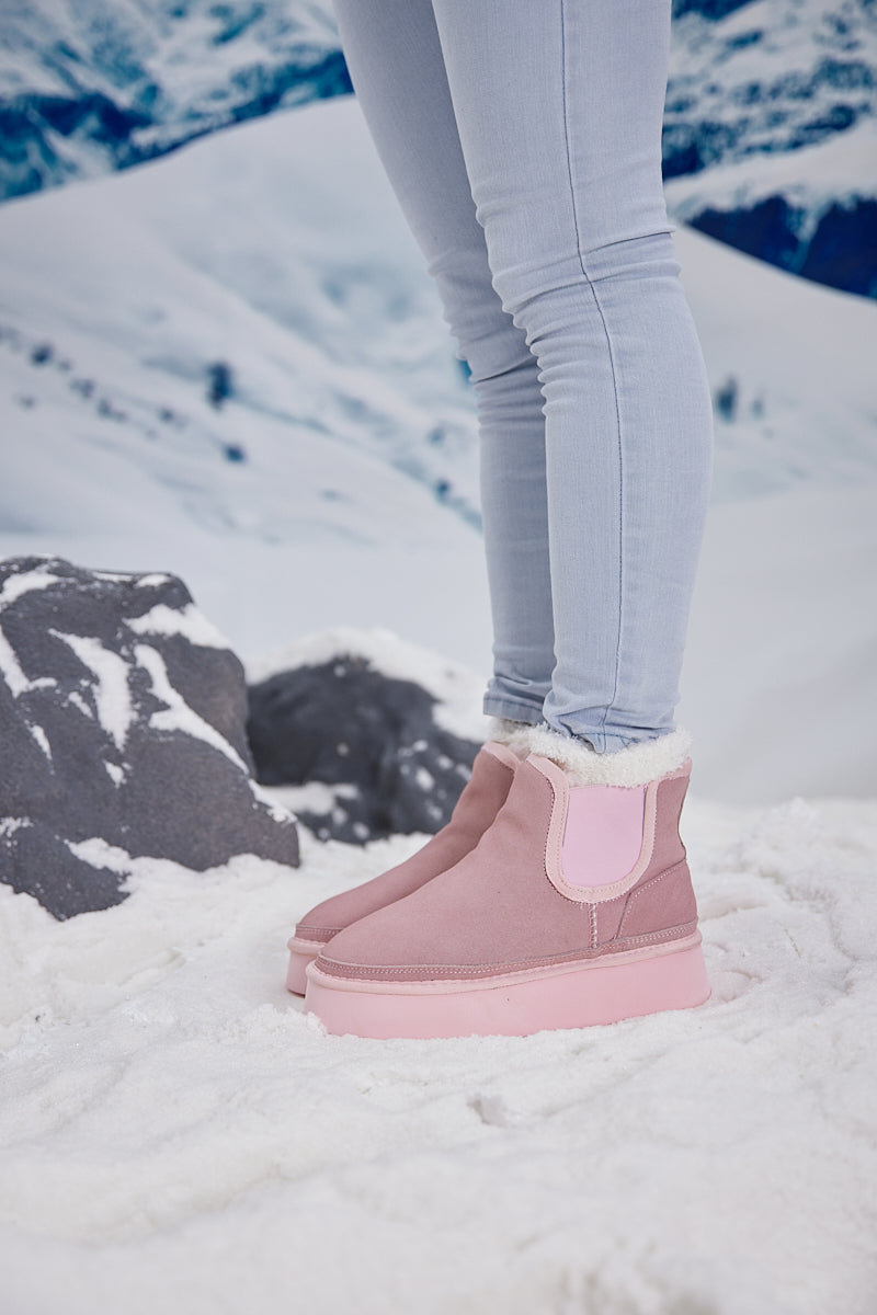 UGG Chelsea On The Land Suede Shearling Boots - Pink