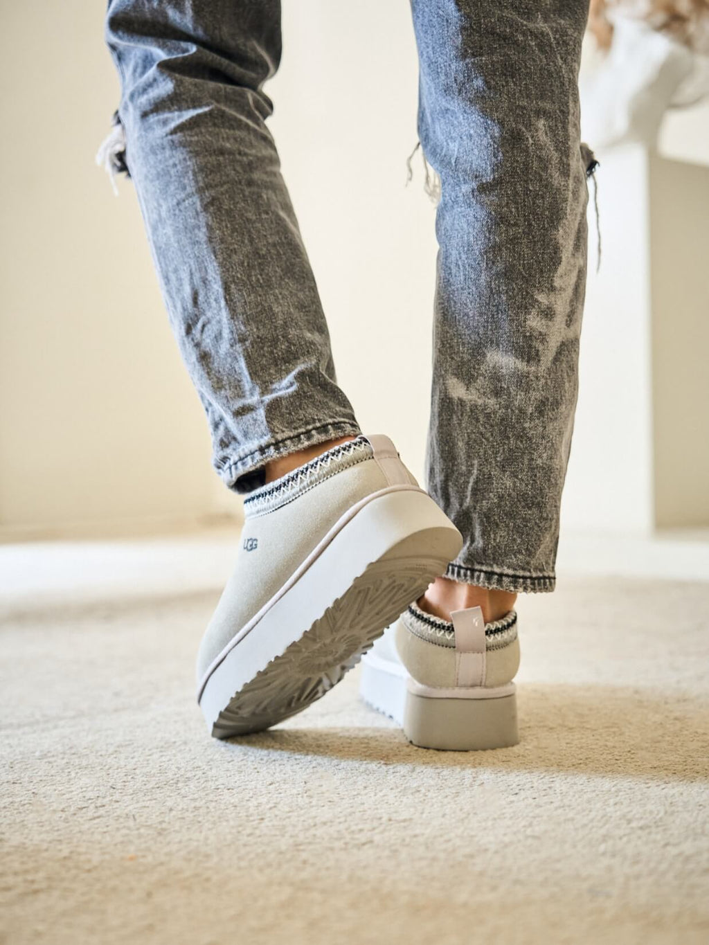 UGG Tassie X Tasman Platform Slipper Boot - Pale