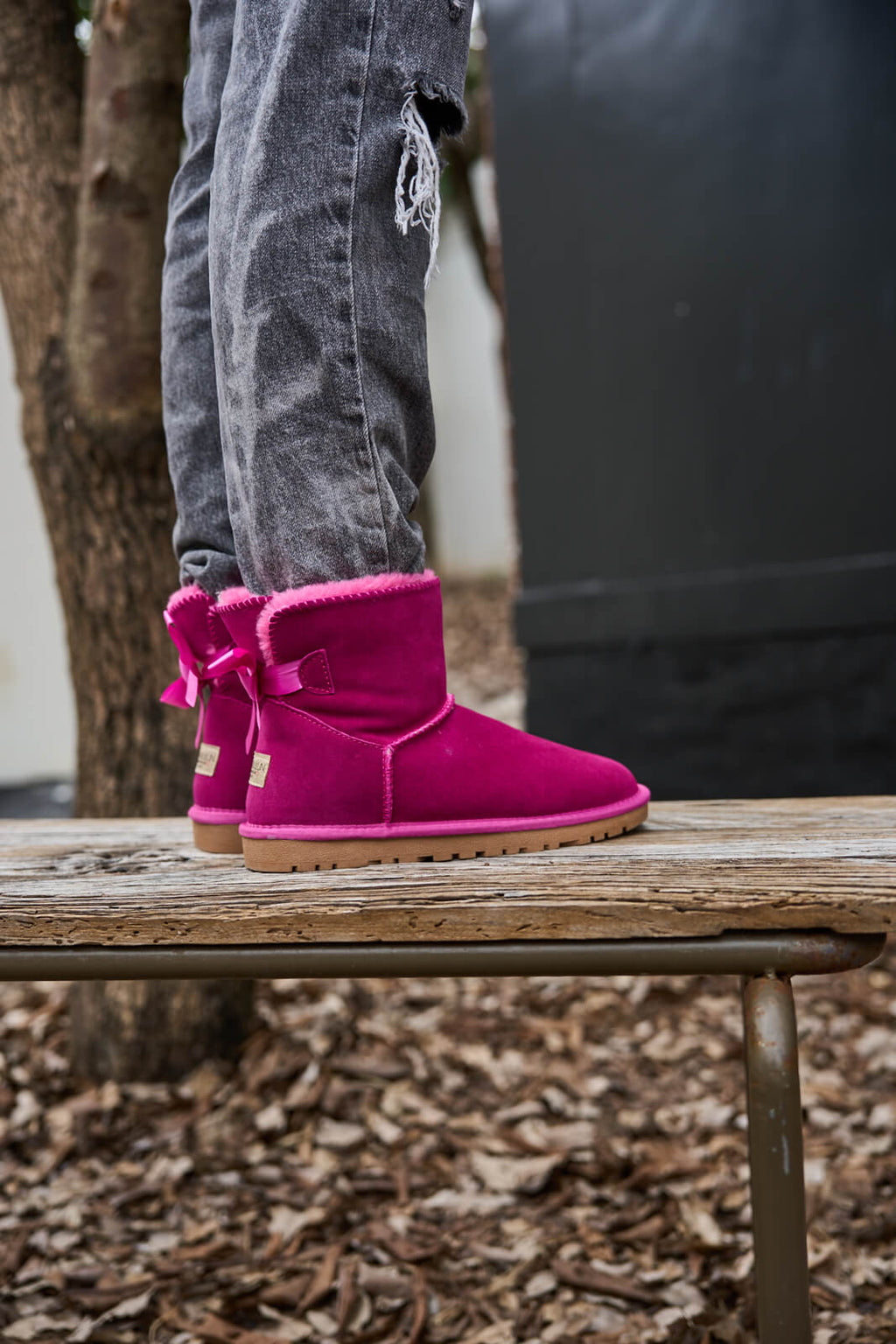 UGG Bailey Bow UGG Mini Boots - Fuchsia