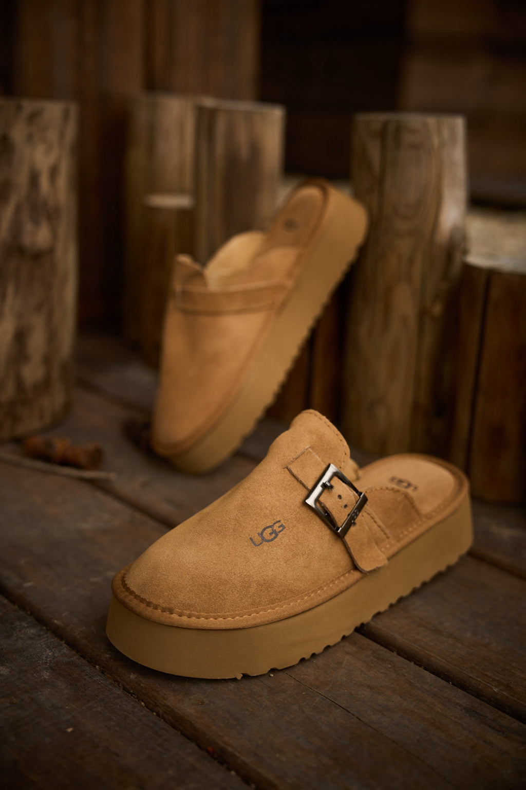 UGG Forever Iconic Platform Clog - Chestnut