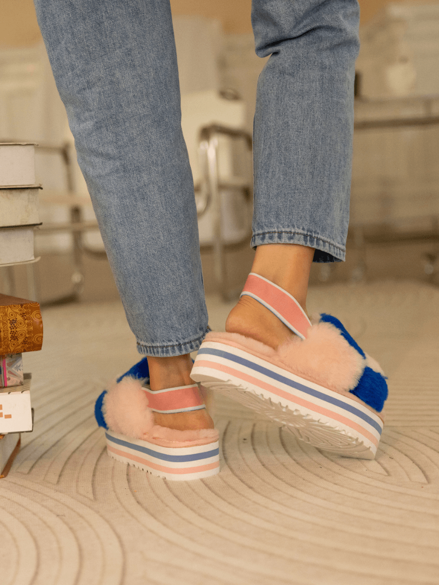 UGG Harmony Contrast Woolen Platform Slipper - Pink