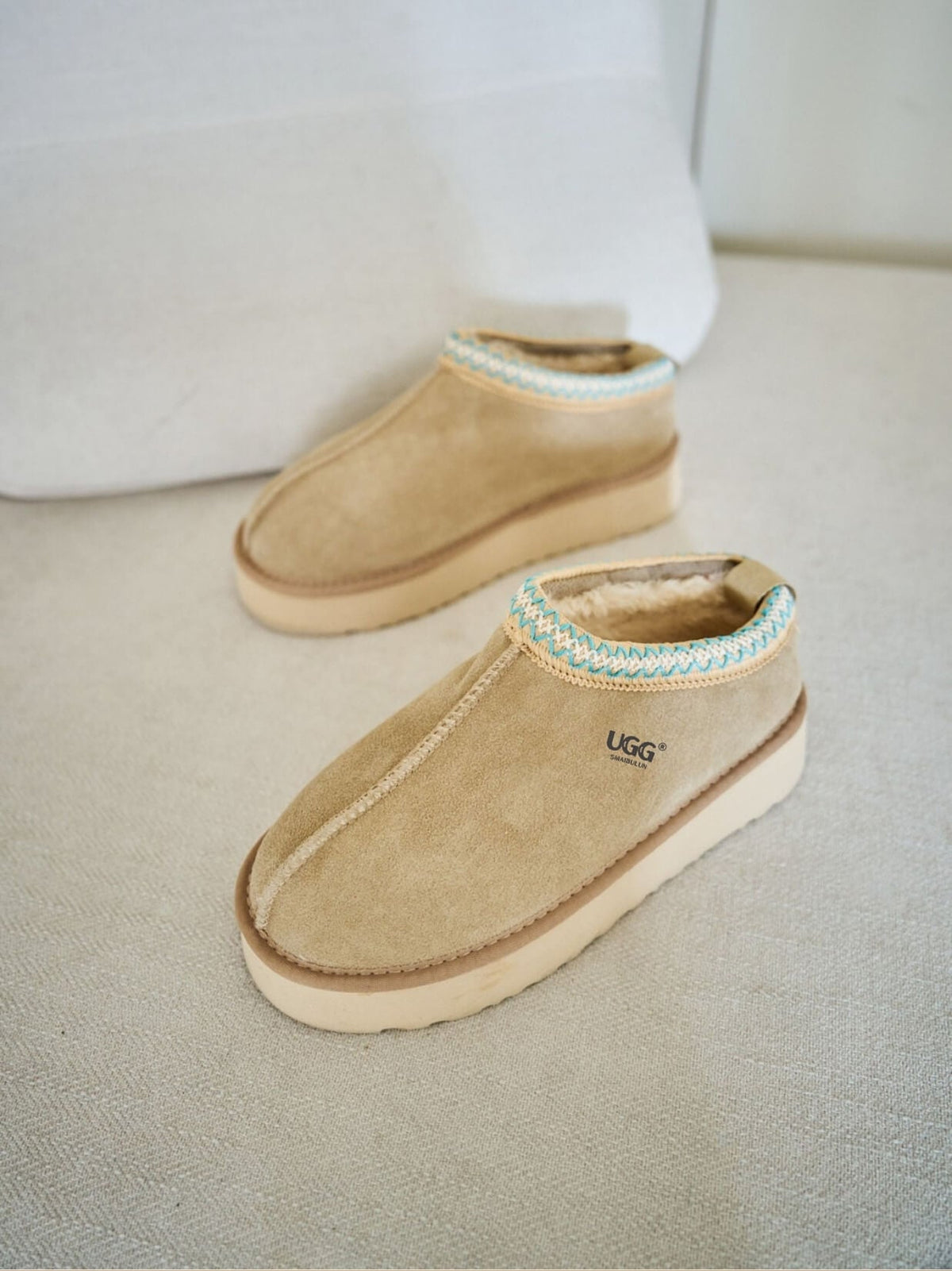 UGG Tazzy Mini Platform Low Ankle Slippers - Neutral
