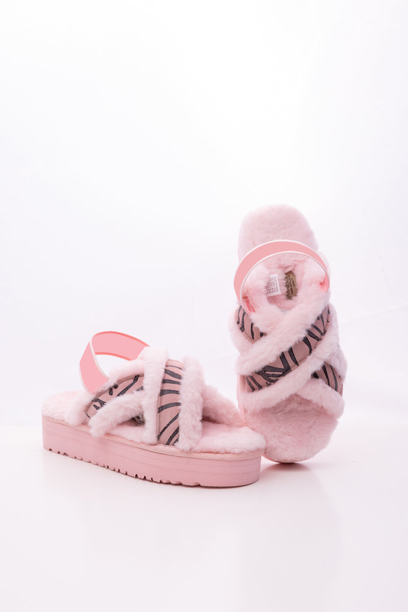 UGG Roar Wool-Lined Criss-Cross Strap Slipper - Pink