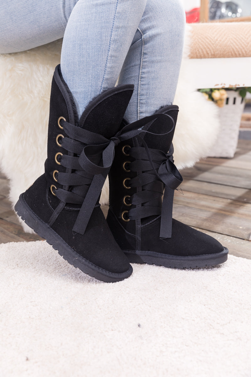UGG Ribbon Lace-Up Faux Fur-lined Suede Boot - Black