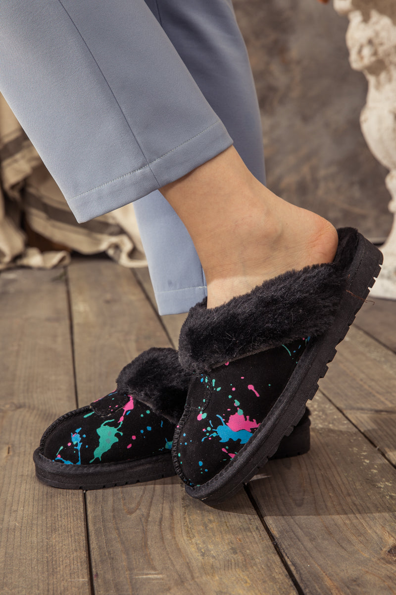 UGG Faux-Fur-Lined Suede Upper Slipper - Black