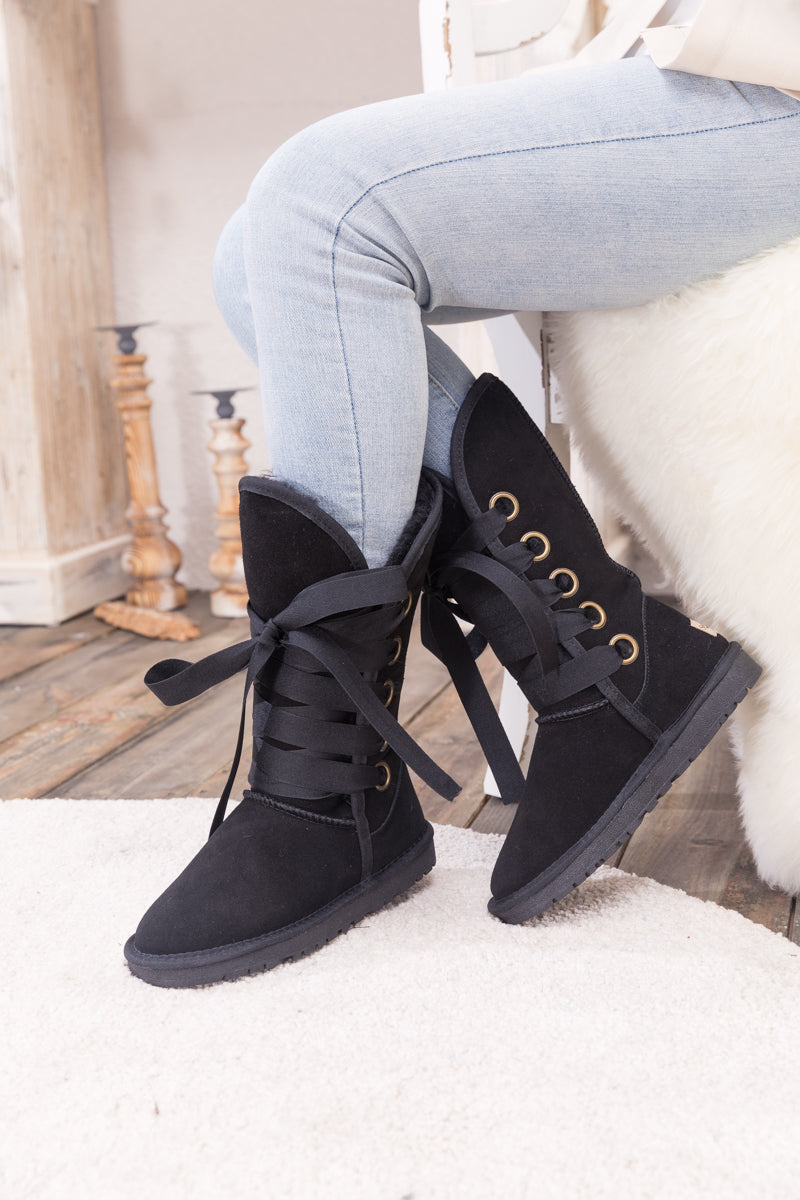 UGG Ribbon Lace-Up Faux Fur-lined Suede Boot - Black