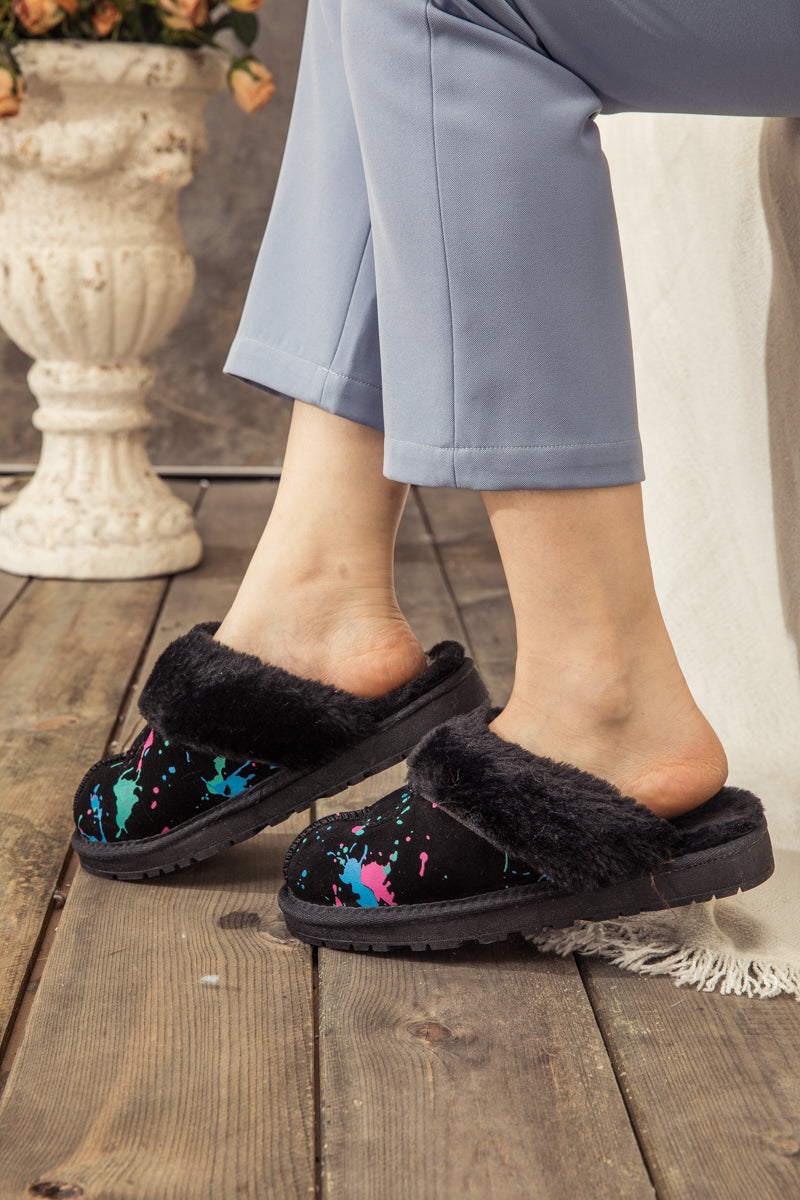 UGG Faux-Fur-Lined Suede Upper Slipper - Black