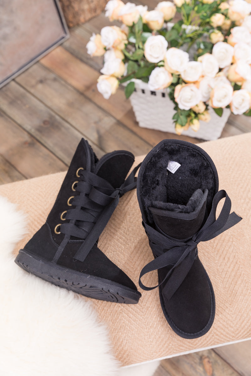 UGG Ribbon Lace-Up Faux Fur-lined Suede Boot - Black