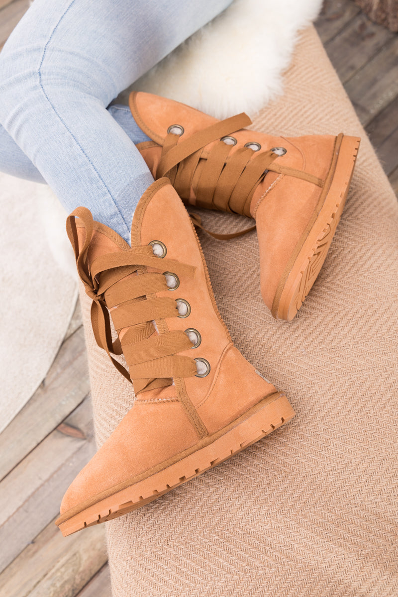 UGG Ribbon Lace-Up Faux Fur-lined Suede Boot - Chestnut