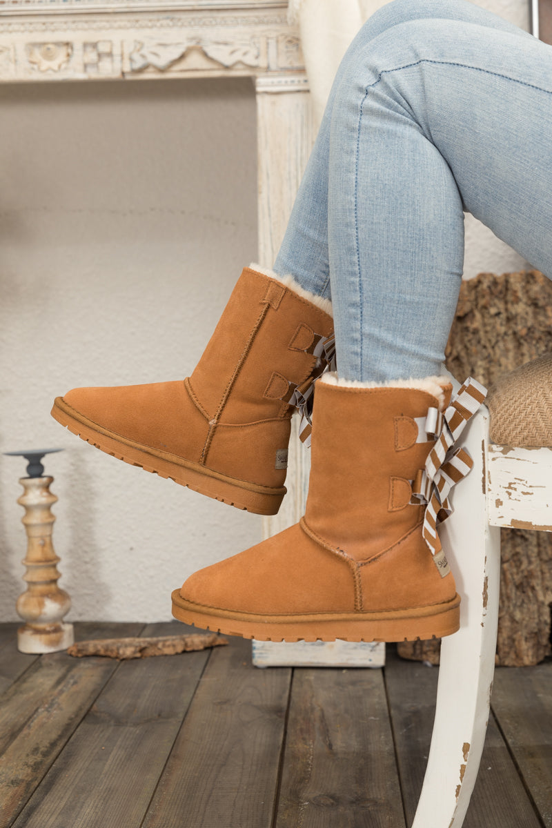 UGG Serenity Striped Bailey Bow Shearling Boots - Chestnut