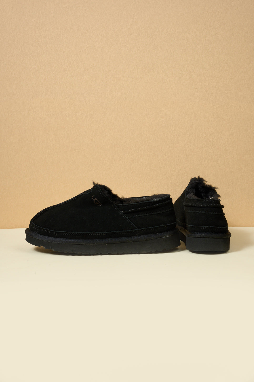 UGG Brisk Feels Wool Blend Slipper Boot - Black