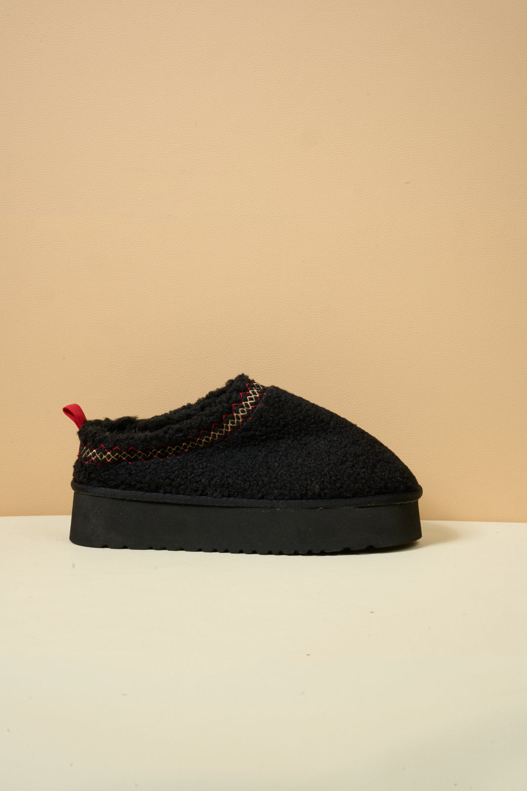UGG Shepherd Tasman Platform Bootie - Black