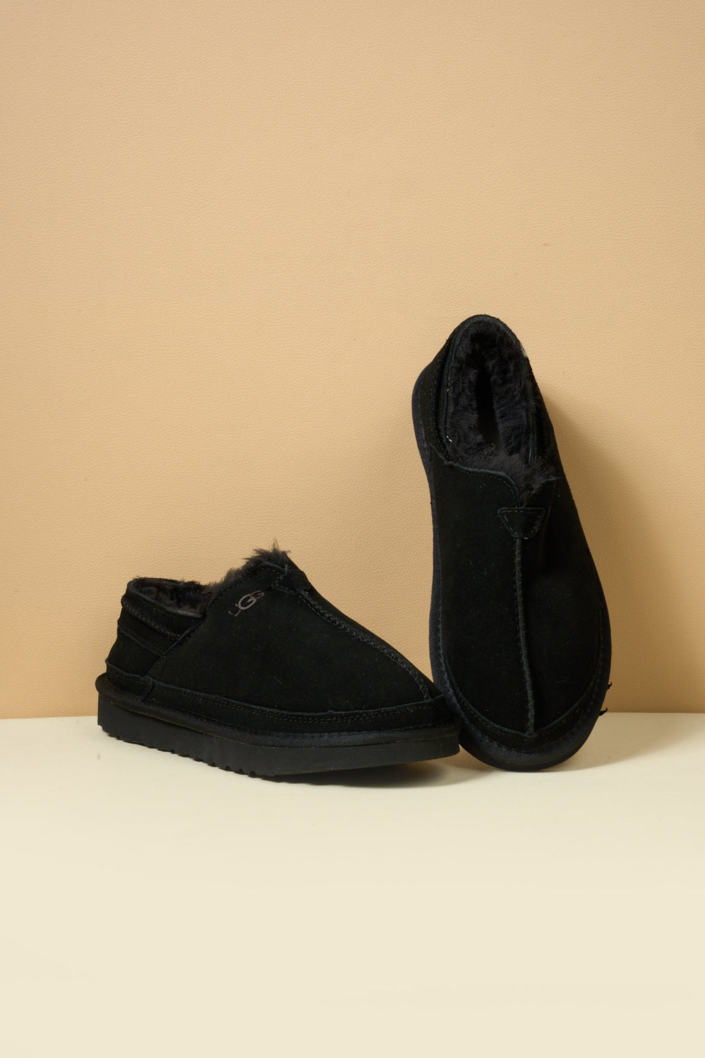 UGG Brisk Feels Wool Blend Slipper Boot - Black