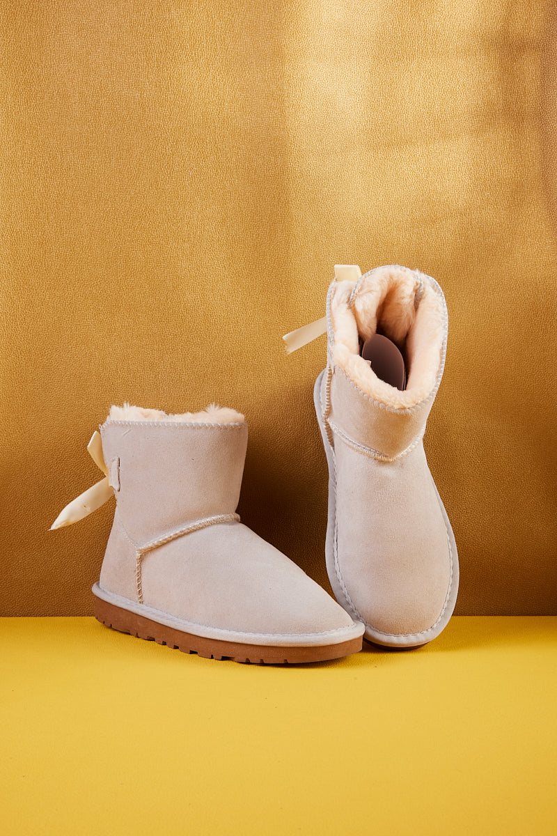 UGG Bailey Bow UGG Mini Boots - Cream