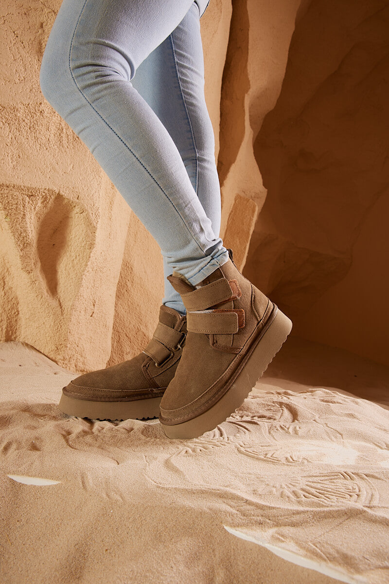 UGG Arlene Suede Platform Boots - Olive