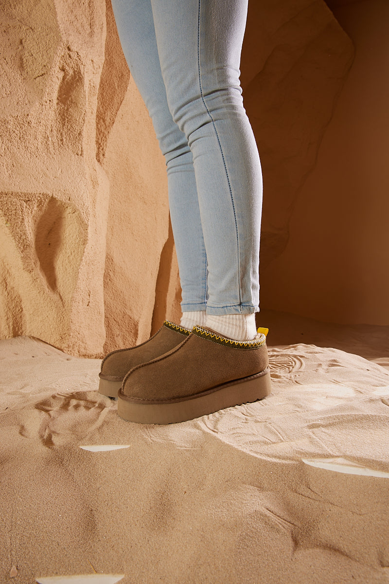 UGG Tassie X Tasman Platform Slipper Boot - Olive