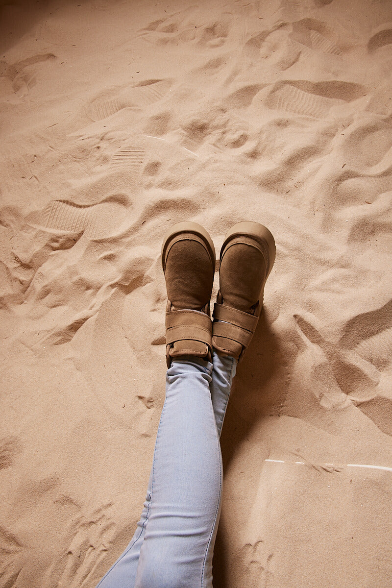 UGG Arlene Suede Platform Boots - Olive