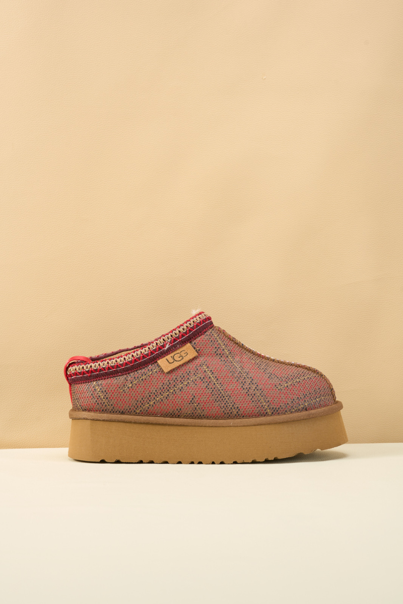 UGG Tasman in Labyrinth Platform Bootie - Red