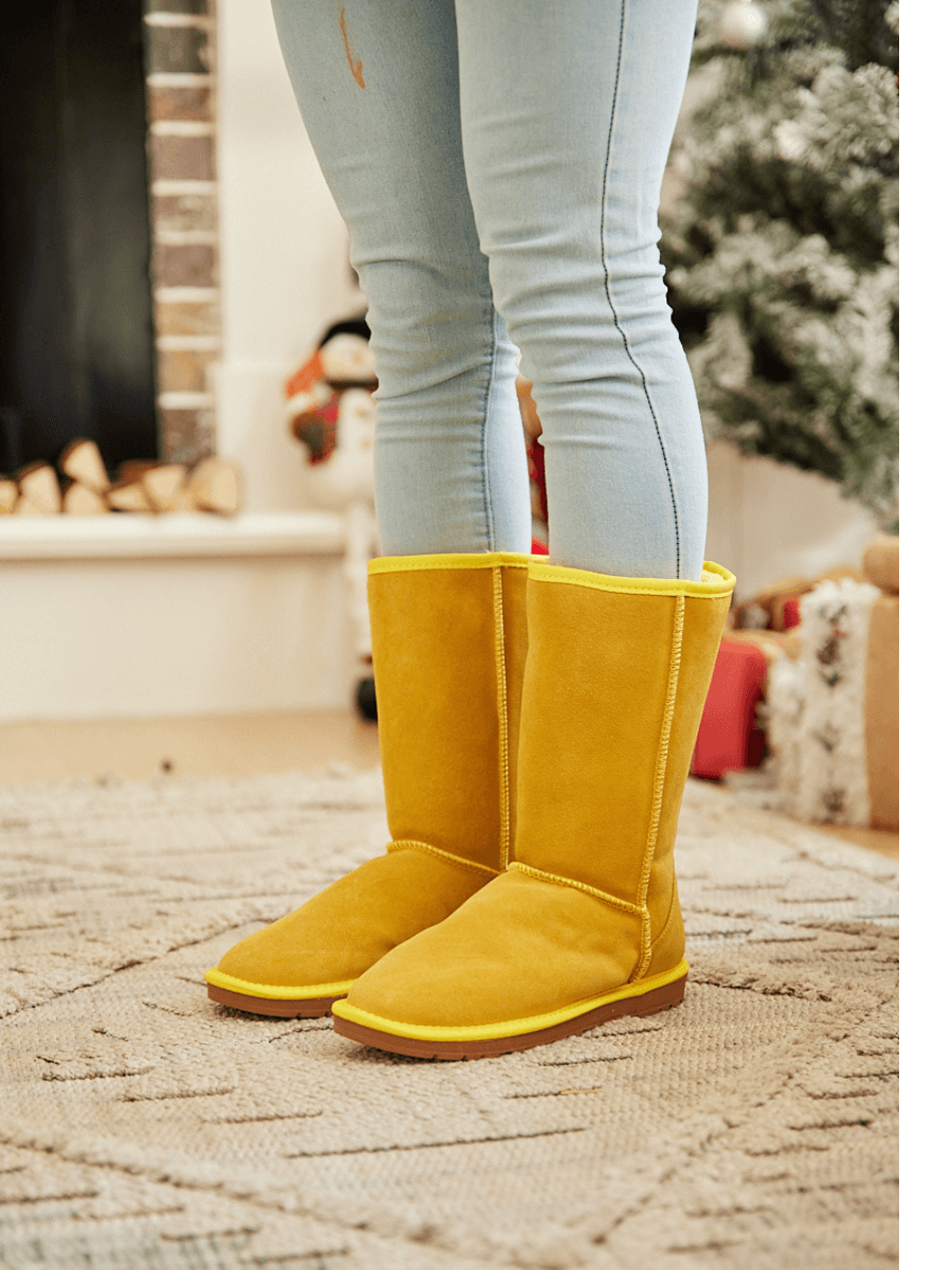 UGG Classic Suede Mid-Length boots - Yellow