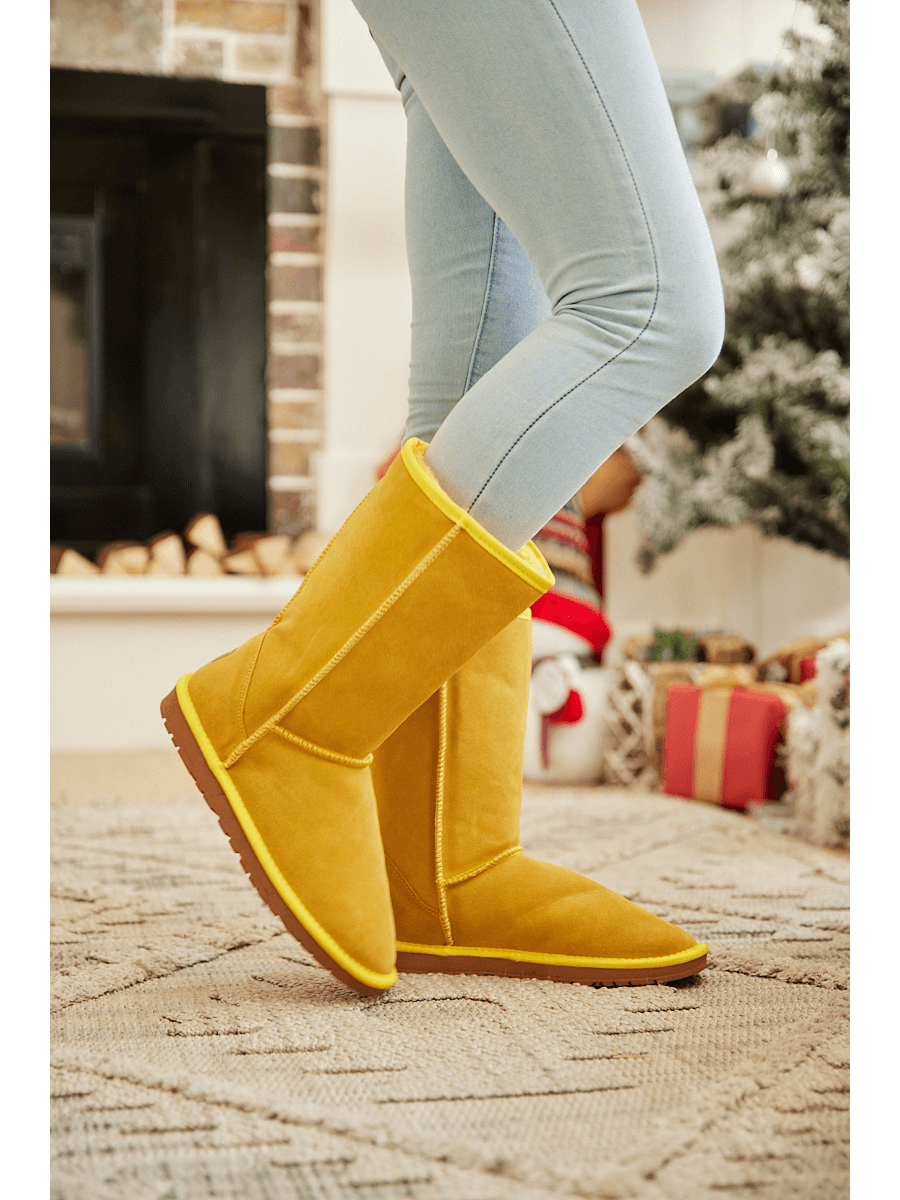 UGG Classic Suede Mid-Length boots - Yellow